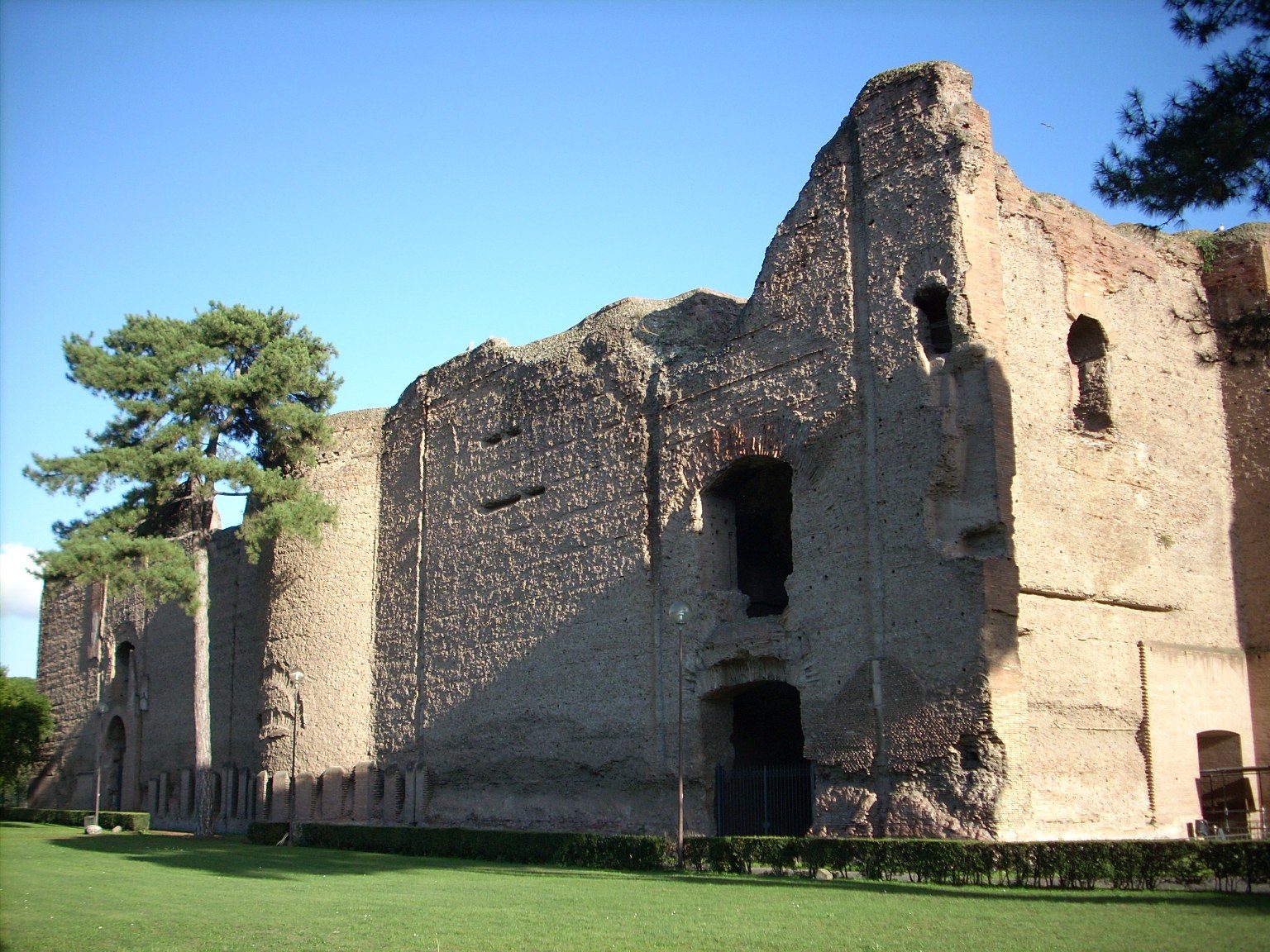 Caracalla Baths, Rome, Italy 02.JPG